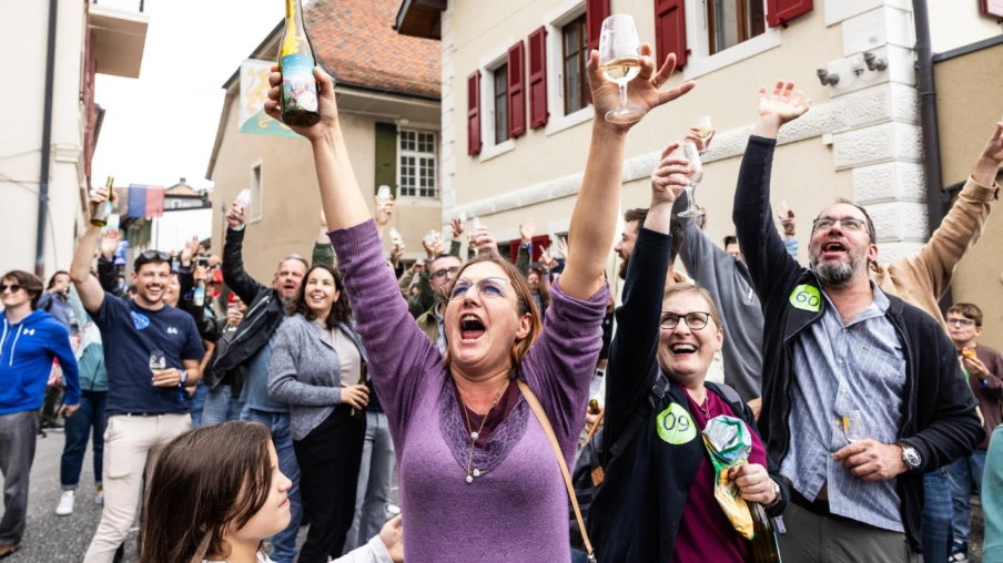 Record du monde à Chardonne : 1 088 bouteilles de chasselas débouchées