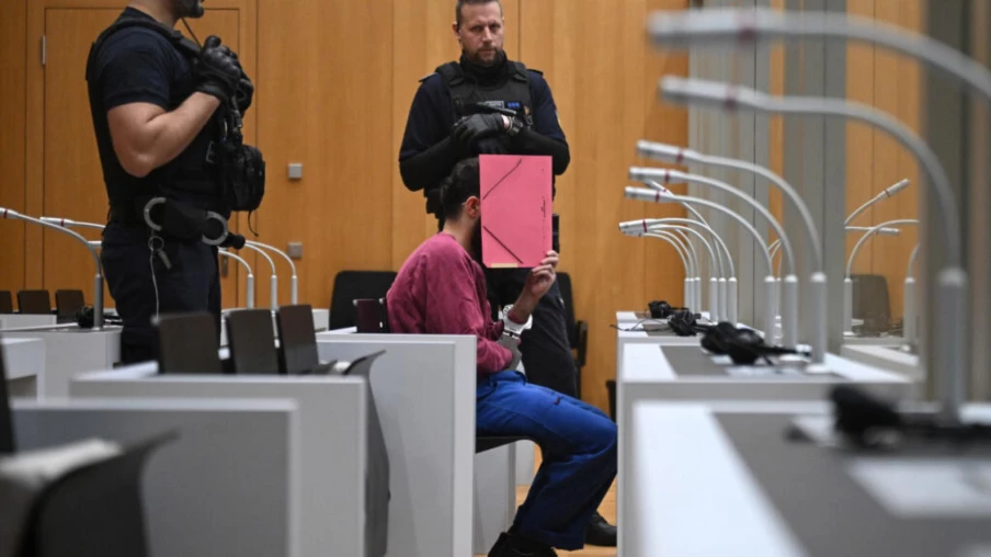 Attaque au couteau à Mannheim: auteur afghan condamné à perpétuité