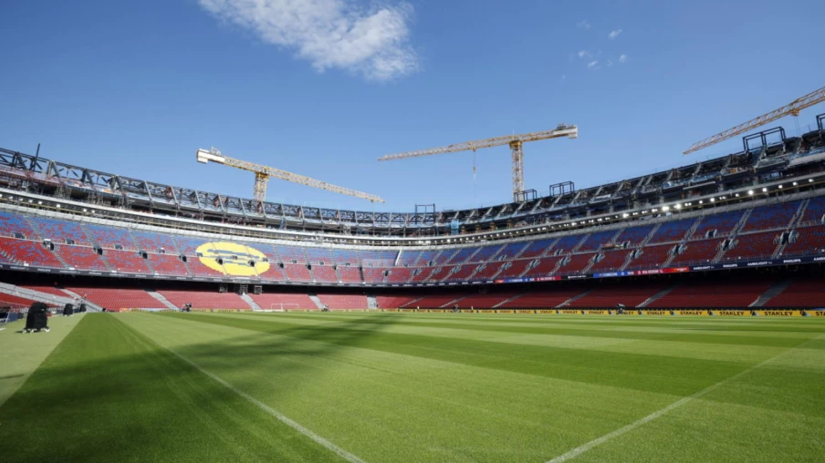 Le Camp Nou pas prêt pour le public, la mairie invoque la sécurité