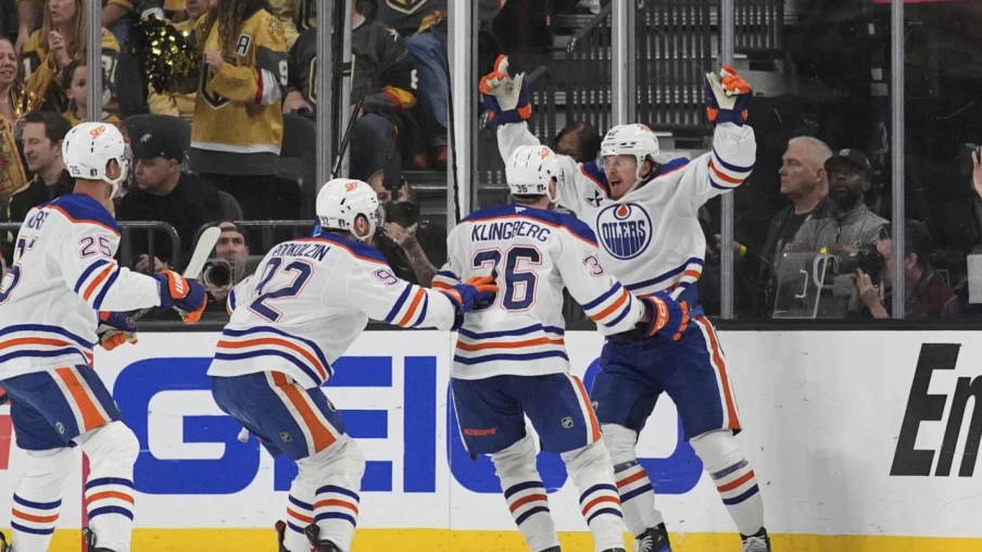 Edmonton sort Vegas en cinq matches Edmonton sort Vegas en cinq matches