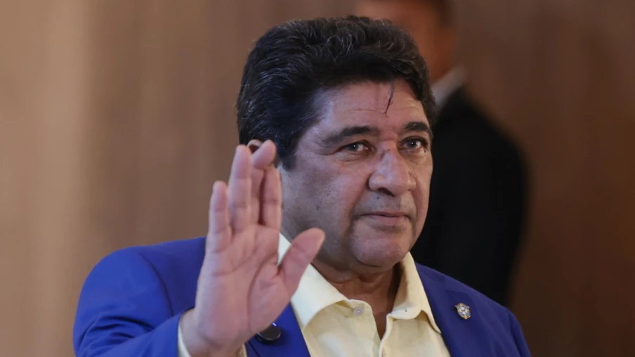 Nouvelle tempête à la tête de la fédération brésilienne