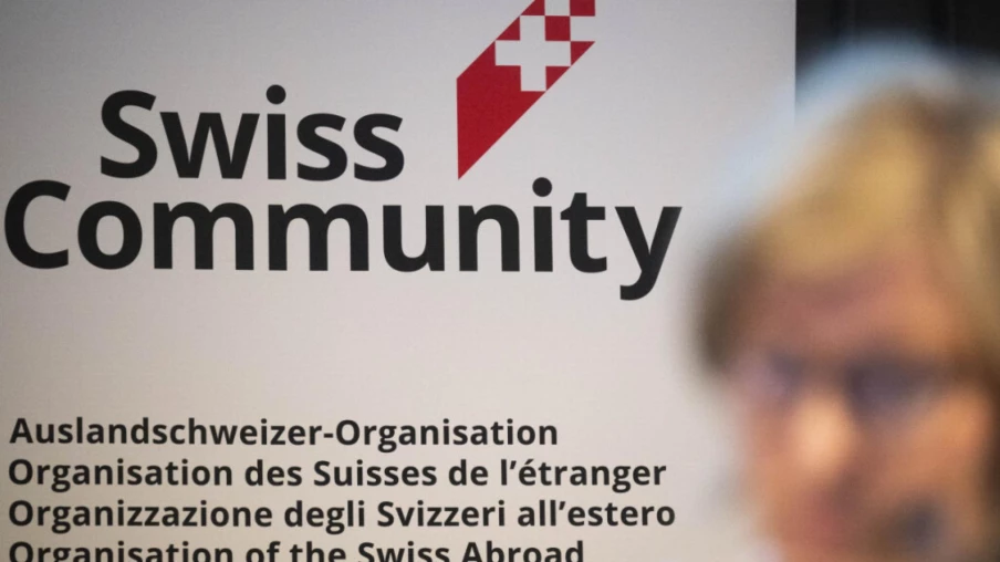 Une partie des Suisses de l'étranger ont élu leur Conseil en ligne