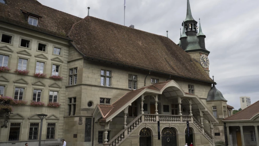 Fribourg: enquête sur la conciliation vie privée et professionnelle