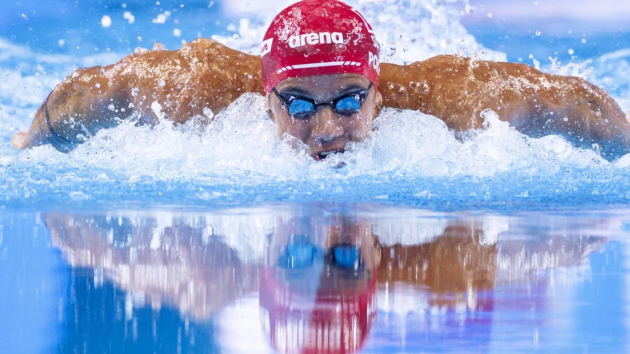Noè Ponti à Carmel: victoire au 100 m papillon et 2e au 100 m 4 nages