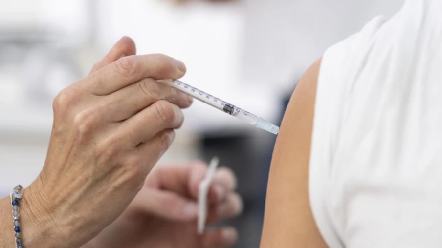 Genève lance campagne vaccination hivernale: grippe, Covid-19, RSV