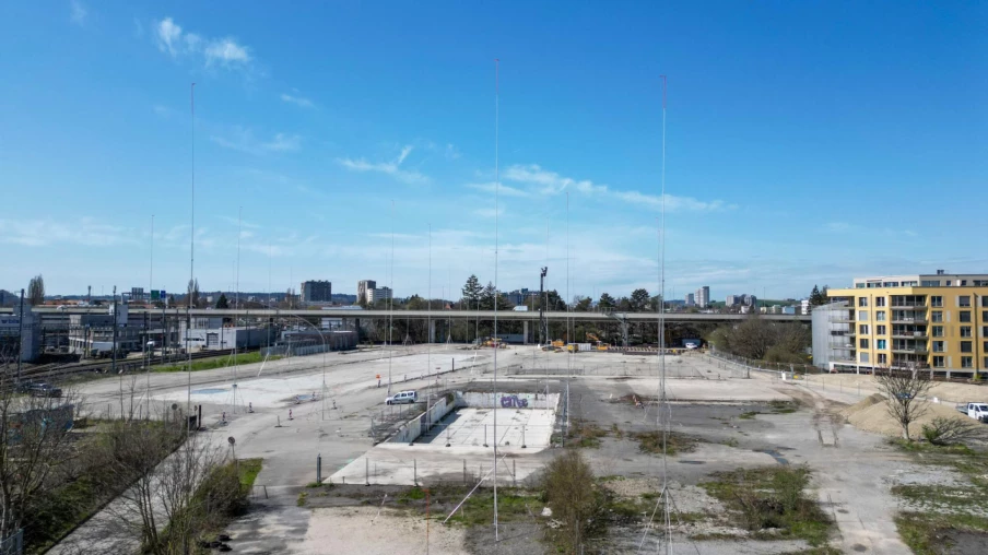 Retard du plan d'assainissement des sols pollués aux PFAS à Berne