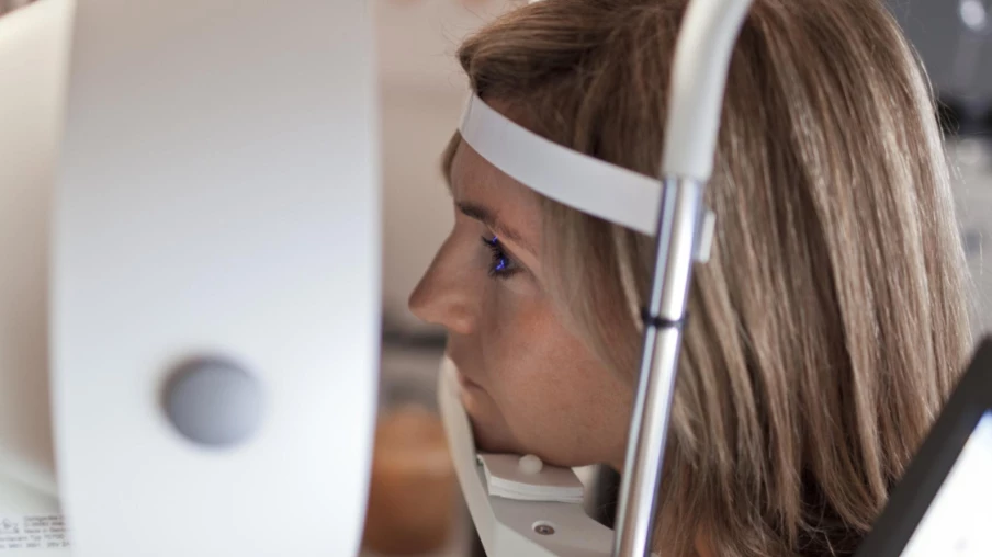 Cornée artificielle imprimée en 3D : implant développé en Suisse