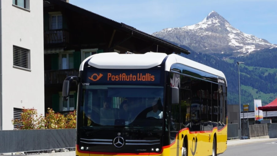 CarPostal passe à l'électrique dans la région de Brigue