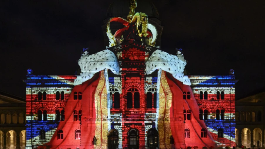 Rendez-vous Bundesplatz à Berne: son et lumière sur Jules Verne