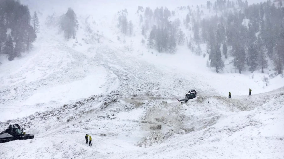 Deux randonneurs victimes d'une avalanche près de Täsch (VS)