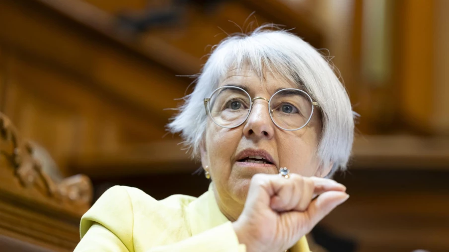 Baume-Schneider alerte sur les effondrements inévitables de glaciers