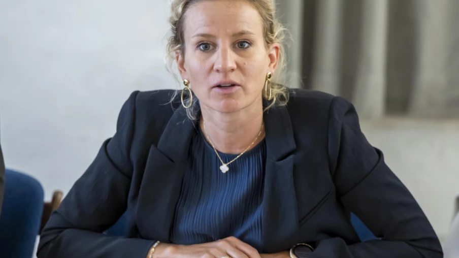 Nicolas Walder confie l'énergie et les SIG à Delphine Bachmann