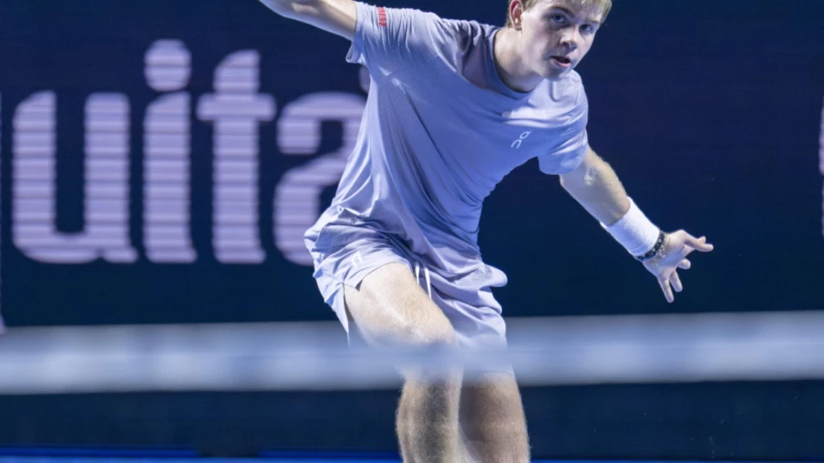 Henry Bernet : la route reste longue après son premier ATP à Bâle