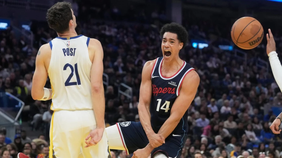 Yanic Niederhäuser inscrit ses premiers points NBA avec les Clippers