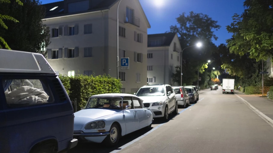 La lumière blanche froide (LED) réduit plus le stress que la chaude