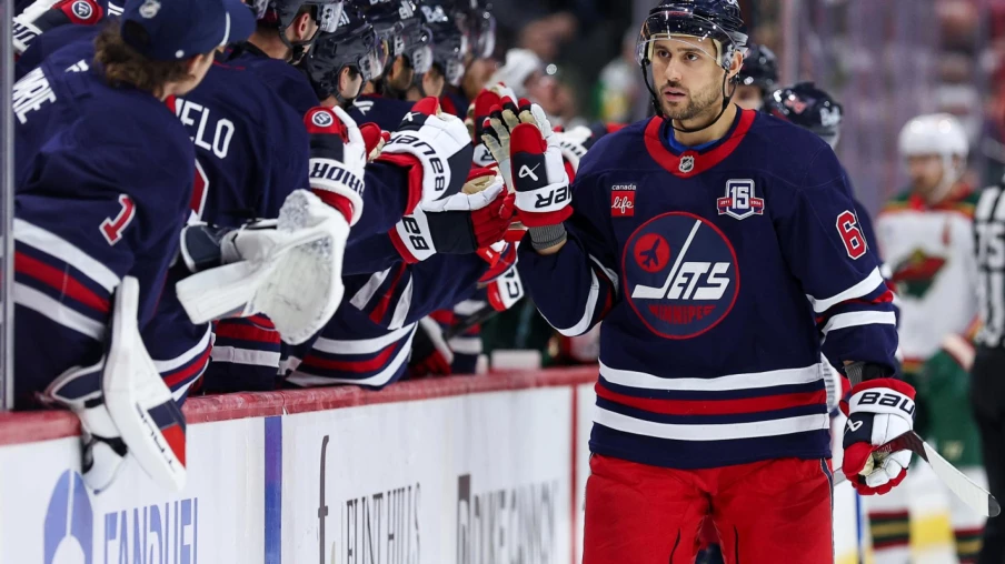 NHL : Niederreiter et Kurashev ont marqué mardi soir