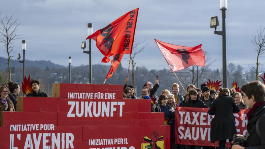 3,7 millions pour combattre l'initiative pour l'avenir avant la votation