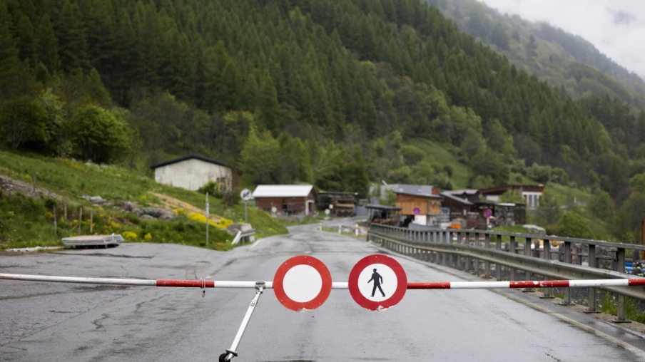 Blatten (VS): environ 2 mios de mètres cubes de roches décrochés