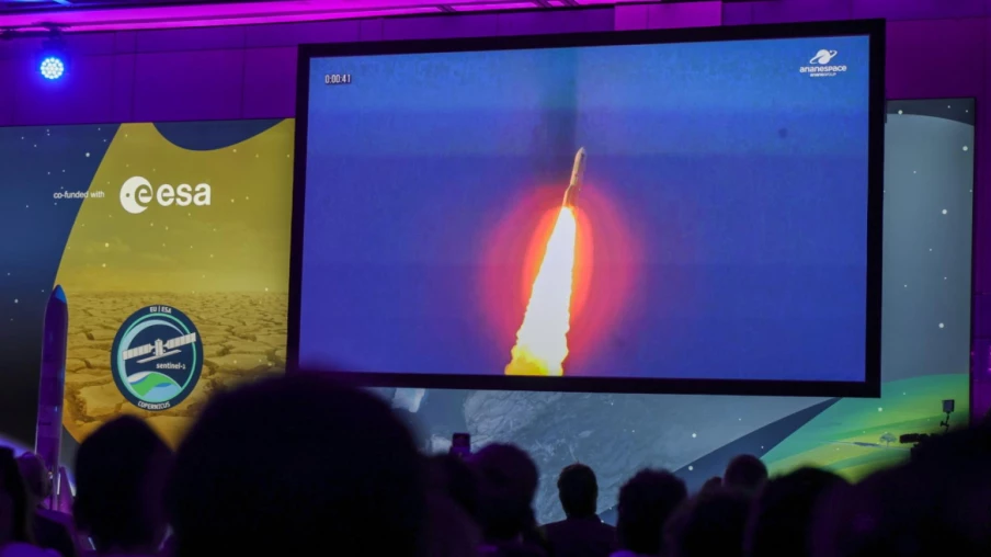 Décollage réussi d'Ariane 6 à Kourou avec le satellite Sentinel-1D