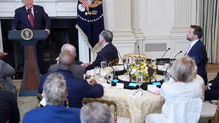 Shutdown : Trump accuse les démocrates de kamikazes