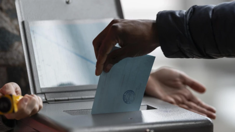 Transparence du financement des partis bernois: règles dès mars 2026