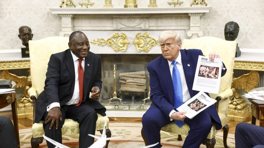Trump dénonce devant Ramaphosa le "génocide" d'agriculteurs blancs Trump dénonce devant Ramaphosa le "génocide" d'agriculteurs blancs