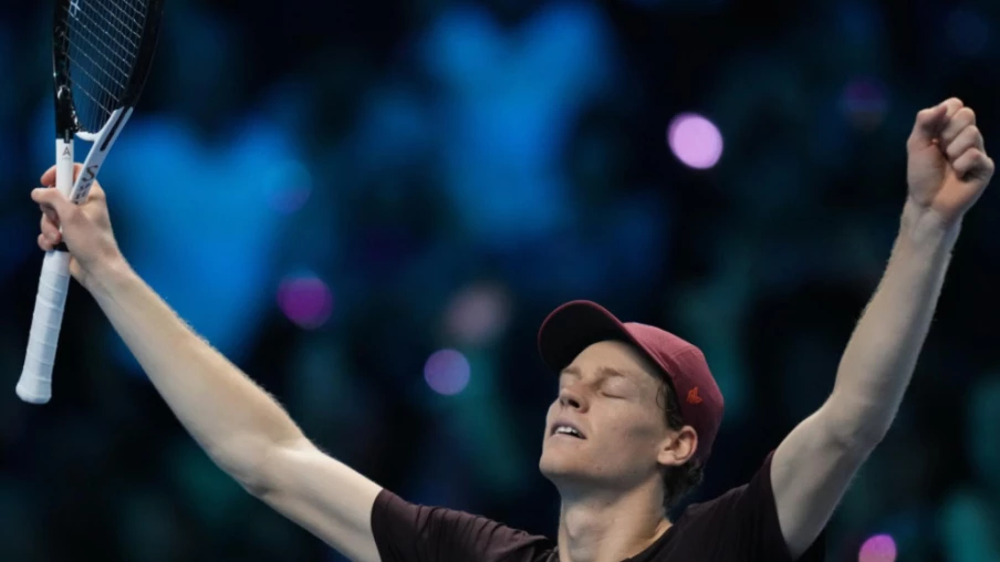 Masters ATP Turin : Sinner bat Alcaraz et conserve son titre