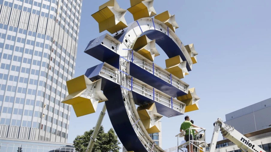 La BCE alerte sur une bulle IA menaçant la stabilité financière