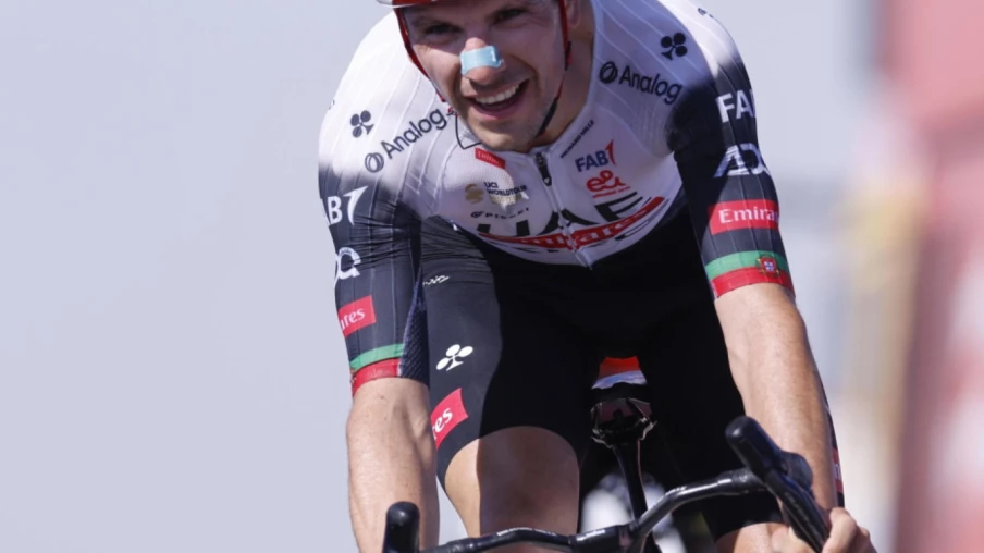 Joao Almeida, lieutenant de Pogacar, prolonge son contrat avec UAE