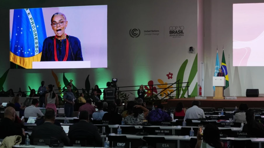 COP30 à Belém : négociations nocturnes en Amazonie avant Lula