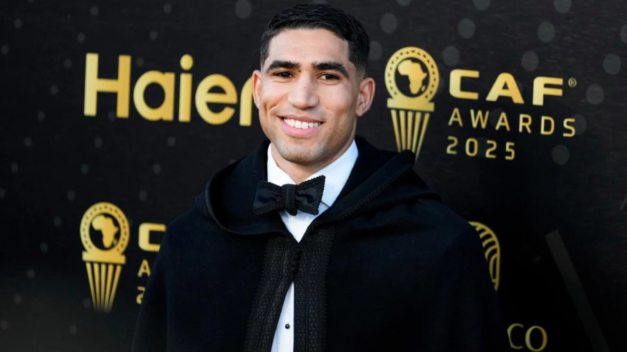 Achraf Hakimi (PSG) sacré meilleur joueur africain par la CAF