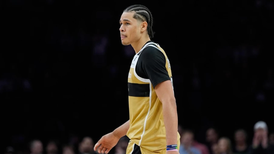 Kyshawn George brille, mais les Wizards enchaînent une 12e défaite