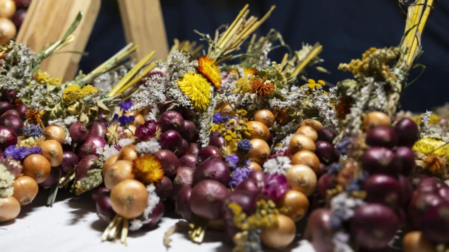 Zibelemärit (foire aux oignons) à Berne : milliers malgré la pluie