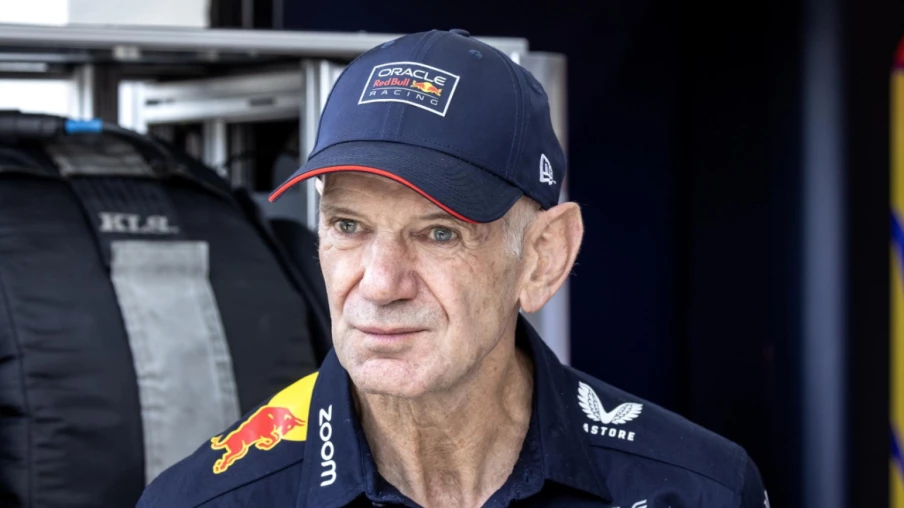 Pouvoirs accrus: Adrian Newey nommé team principal d'Aston Martin 2026
