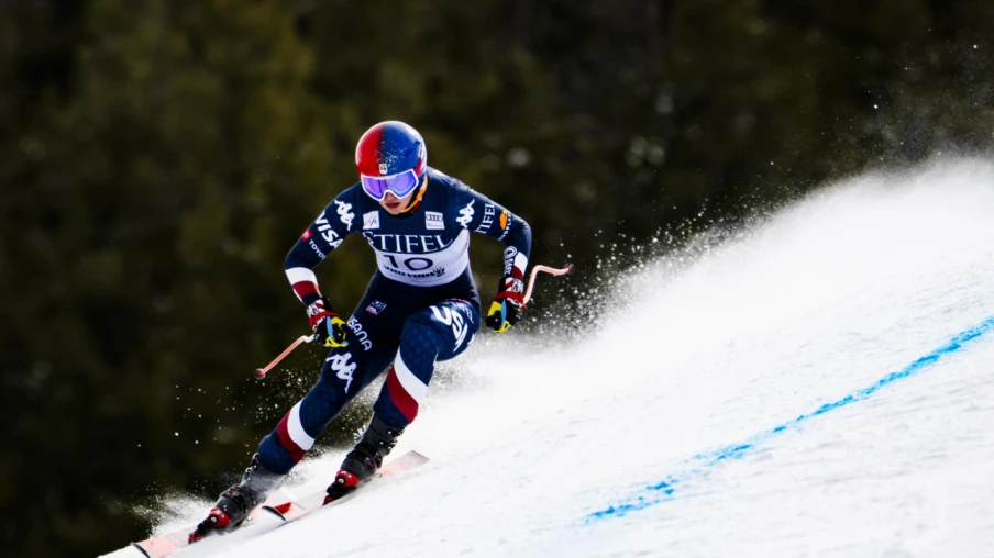 Lauren Macuga forfait pour la saison 2025/26 après blessure au genou