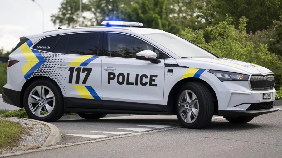 Une voiture heurte une poussette à Morat (FR)