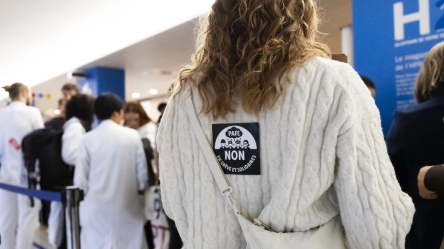 Fribourg : pétition pour revaloriser les ASSC, 1 075 signatures