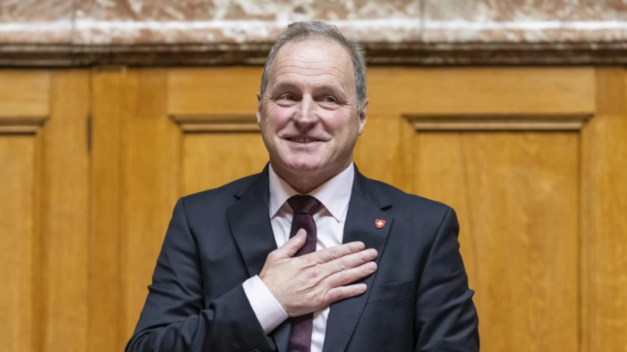 Pierre-André Page célébré à Fribourg pour sa présidence du National