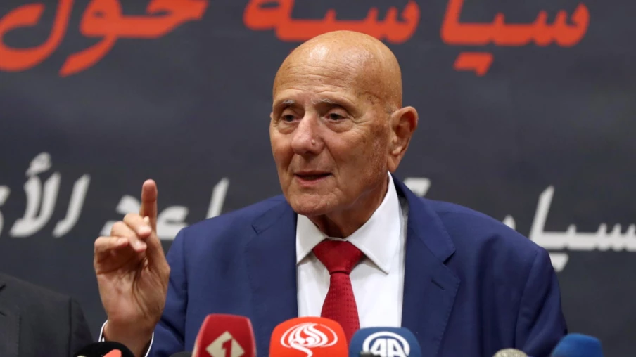 Tunisie: Ahmed Néjib Chebbi arrêté, l'opposant condamné à 12 ans