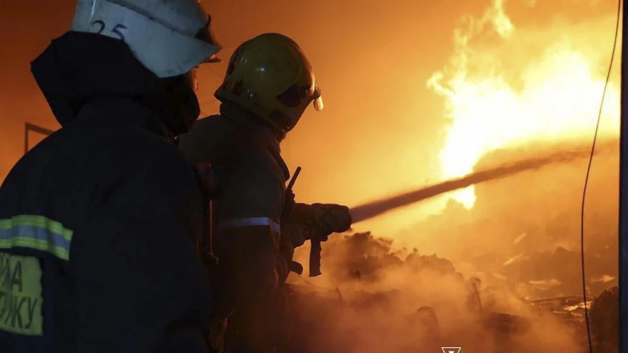 Frappes russes massives sur l'Ukraine: cibles énergétiques visées