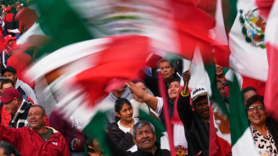 Mexique : 600 000 personnes rassemblées à Mexico pour Sheinbaum