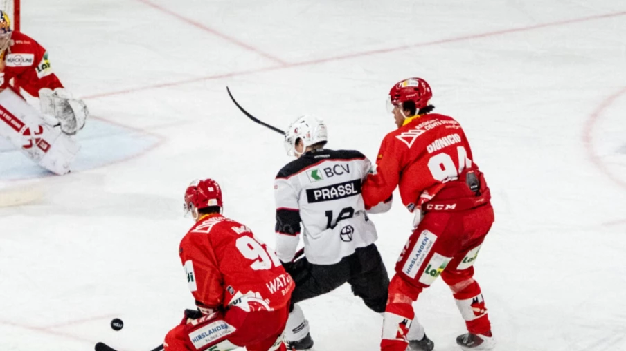 National League: le LHC bat Bienne 2-1, première victoire à Bienne