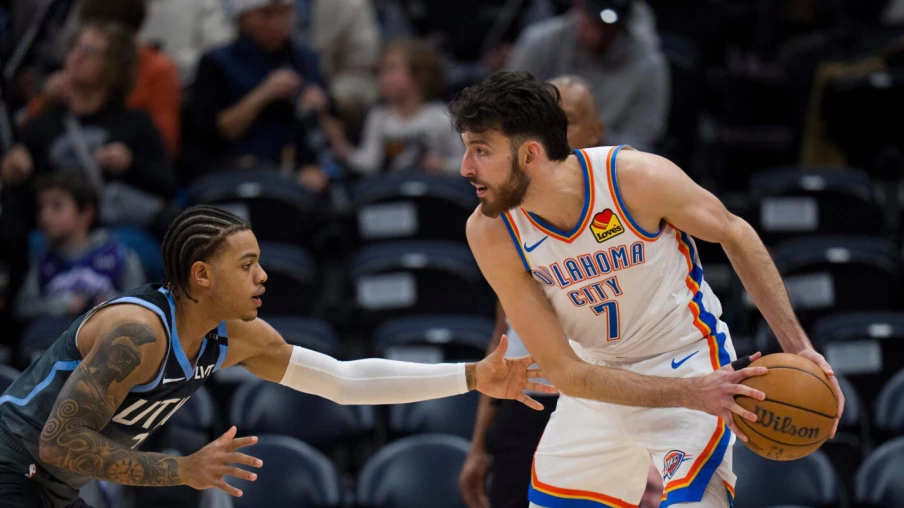Oklahoma City enchaîne sa 15e victoire d'affilée (23-1)