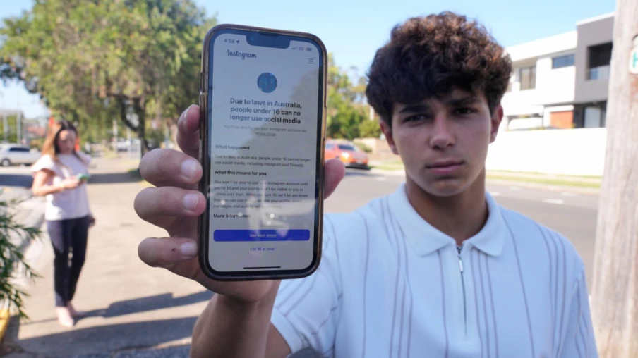 Australie : réseaux sociaux interdits aux moins de 16 ans