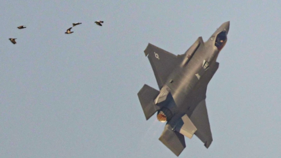 Suisse: achat réduit de F-35 pour respecter l'enveloppe de 6 milliards