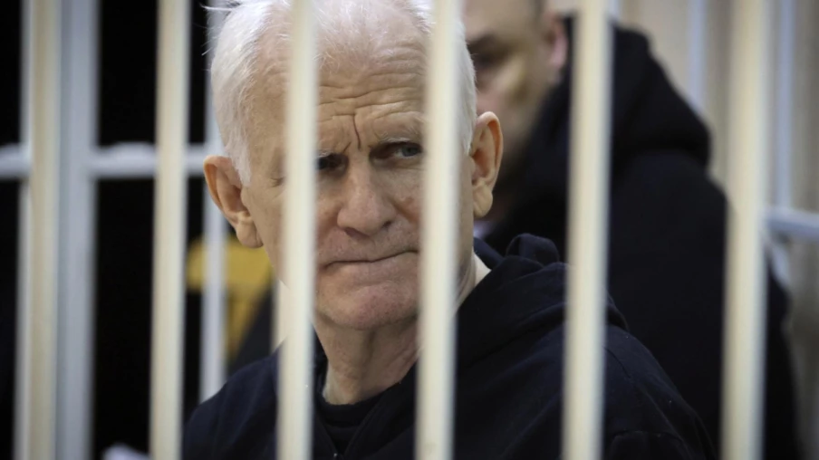 Bélarus : Bialiatski, prix Nobel, et Kolesnikova libérés après pourparlers