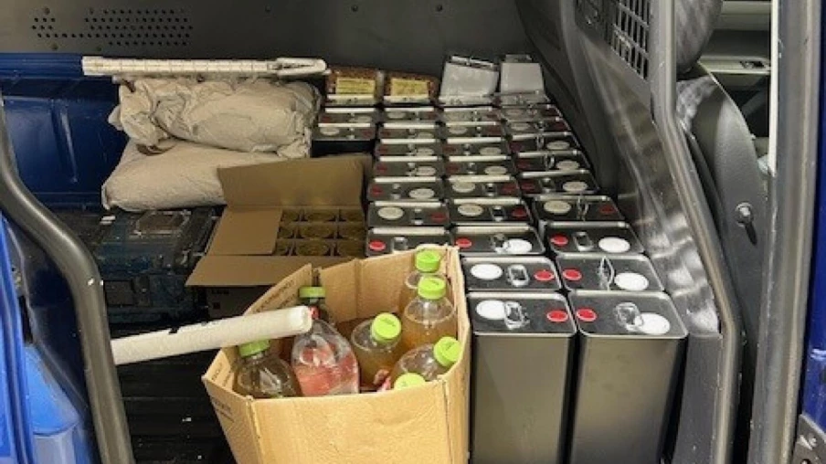 Italien arrêté avec 66 panettones saisis à la douane suisse