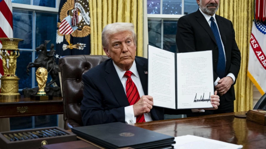 Trump a signé 221 décrets en 2025, plus que pendant son 1er mandat