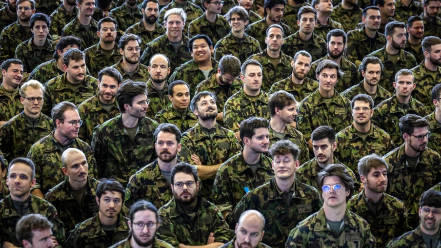 Parlement accepte la flexibilisation de l'armée suisse avec seuil à 36