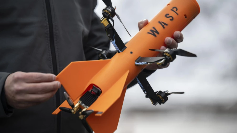 Simulation d'attaque et tests de mini-drones à Hinterrhein (Grisons)